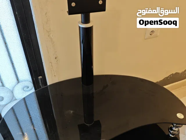 طاولة تلفزيون للبيع