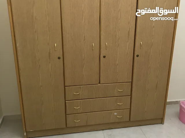 خزانة غرفة نوم لون عسلي 6 درف وجرارين