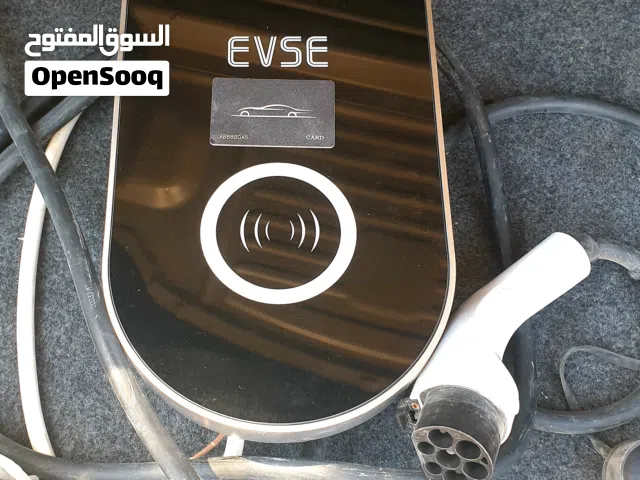 شاحن EV 32 ثابت مدخل صيني بحال الوكاله م للبيع ب 60 دينار