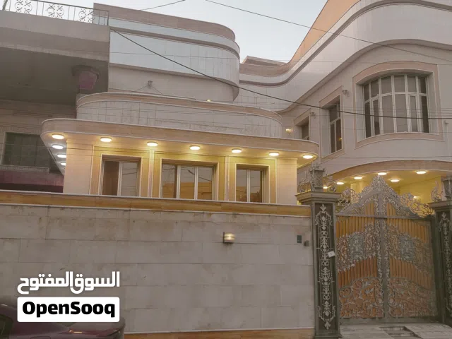 350 m2 5 Bedrooms Villa for Rent in Basra Khadra'a