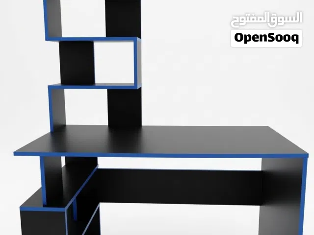 طاولة جيمينج خشب للبيع بحالة الوكالة