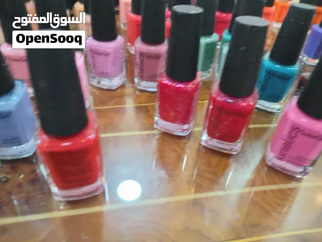 طلاء اظافر جل للبيع