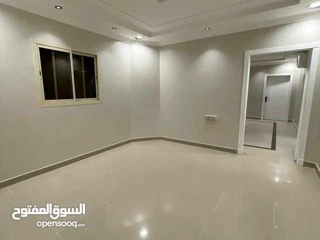 215 m2 5 Bedrooms Apartments for Rent in Jeddah As Salamah