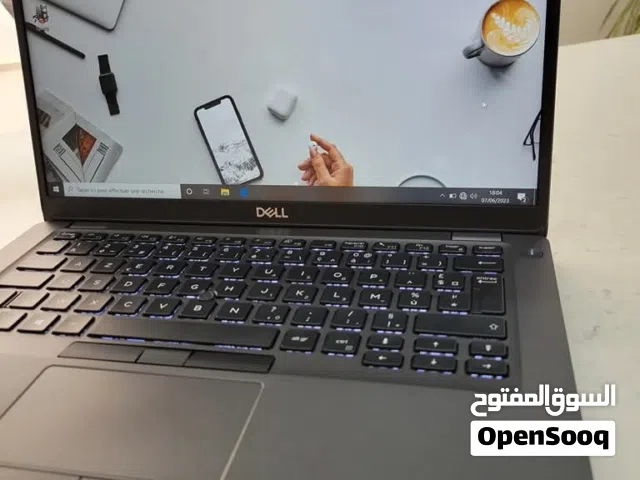 لابتوب لمس