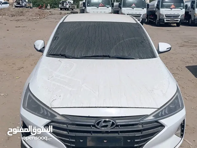 Hyundai Avante 2019 in Red Sea