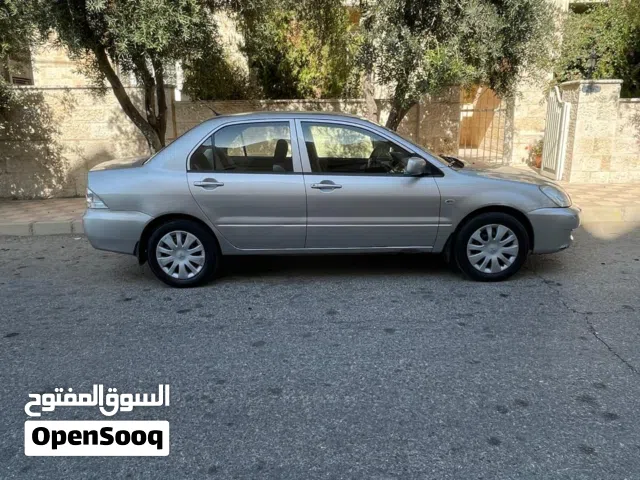 2012 ميتسوبيشي لانسر GLX