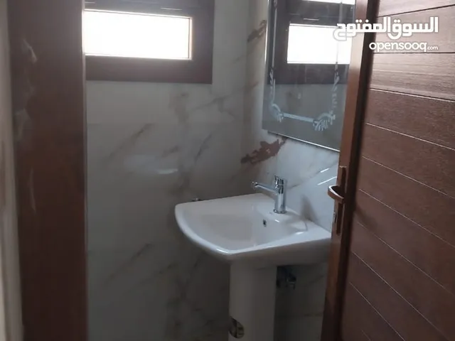100 m2 2 Bedrooms Villa for Rent in Tripoli Al-Hashan