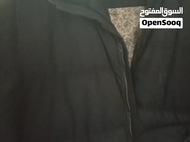 جاكيت اسود جلد للبيع في حال الجديد