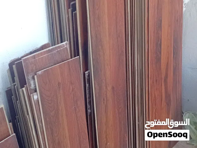 باركيه خشبي صنع ألماني نظيف المكان السراج كوبري الثلاجات اكثر من 10 متر مربع  بسعر 100دينار