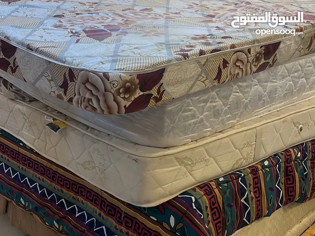 فرشة شبه جديدة استعمال بسيط