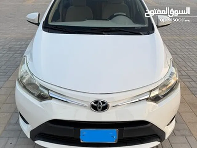 TOYOTA YARIS 2016
