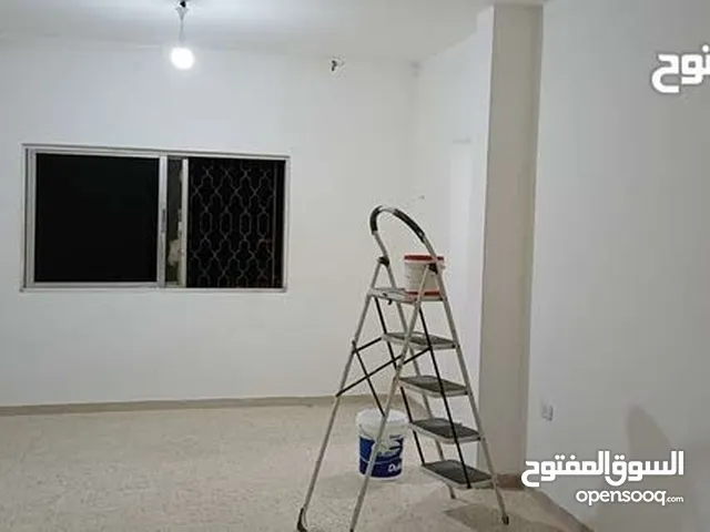 شقة فارغة شارع الجامعة منطقة مميزة ومخدومة