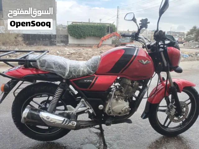 2018 باجاج V