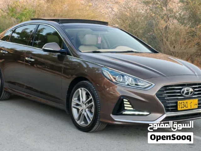 Used Hyundai Sonata in Al Dakhiliya