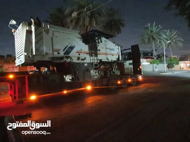 قاشطة ويرتجن نوع الماني موديل 2006 مشتغلة قليل بلعراق نوع المحرك كتر C15 تخم هوادرات تخم قباقيب
