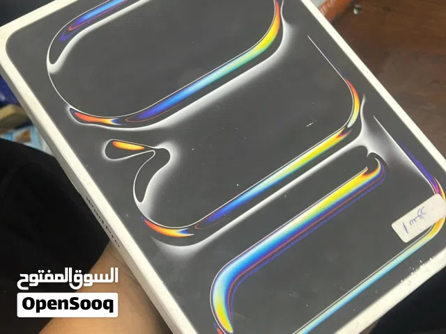 ايباد برو M4 اكبر حجم 13 انش 256 جيجا