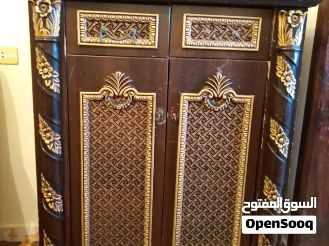 مدخل أحذية مستعمل للبيع