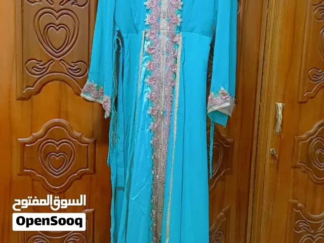 قفطان نظيف ملبوس مره وحده قياس xxL