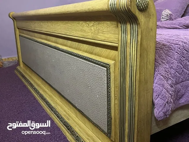 غرفة نوم ماستر خليجيه بحالة جيده جدا للبيع