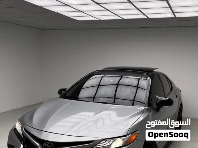 2021 تويوتا كامري XSE