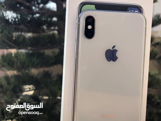 متوفر iPhone X نظيف جدا جدا الله يبارك جهاز