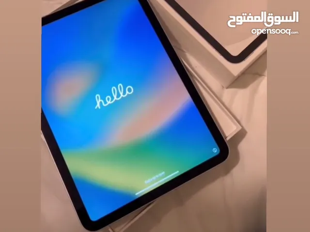 Apple iPad 10 64 GB in Al Dakhiliya