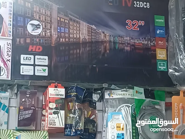 Others Smart 32 inch TV in Sana'a