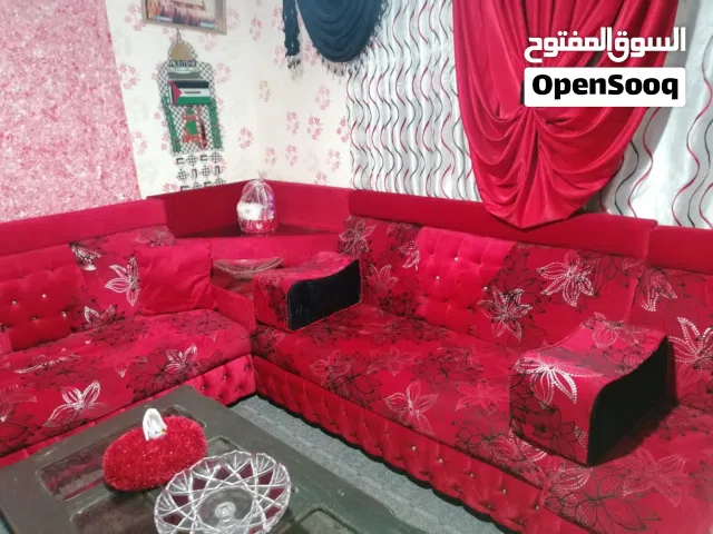كنب بحاله الجديد للبيع مع البرداية