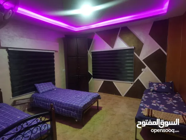 2 Bedrooms Chalet for Rent in Zarqa Birayn