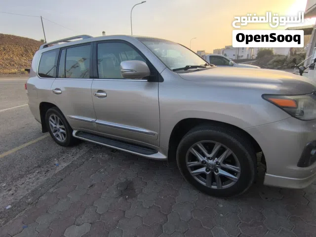 2014 لكزس LX LX 570