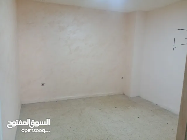 70 m2 2 Bedrooms Apartments for Rent in Amman Jabal Al Hussain