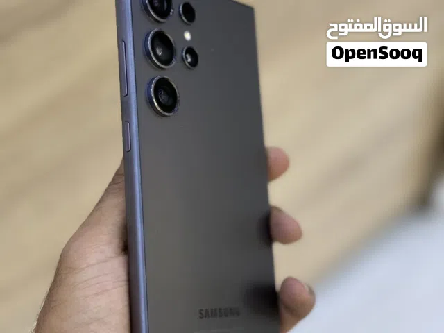 السلام عليكم اس 24 الترا ذاكرة 256 عشوائية 12 جهازز نضيف واخو جديد مثل ما موضح كدامكم