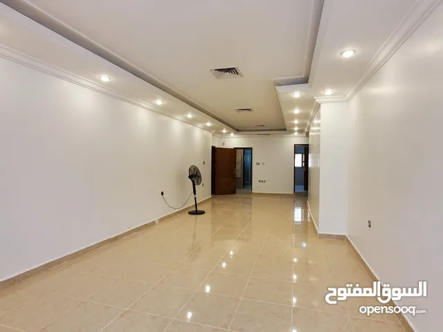10 m2 3 Bedrooms Apartments for Rent in Hawally Salwa