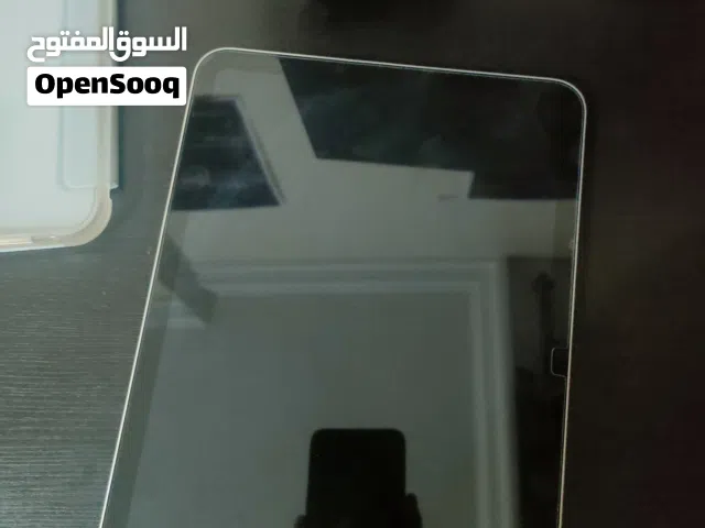Apple iPad 128 GB in Amman