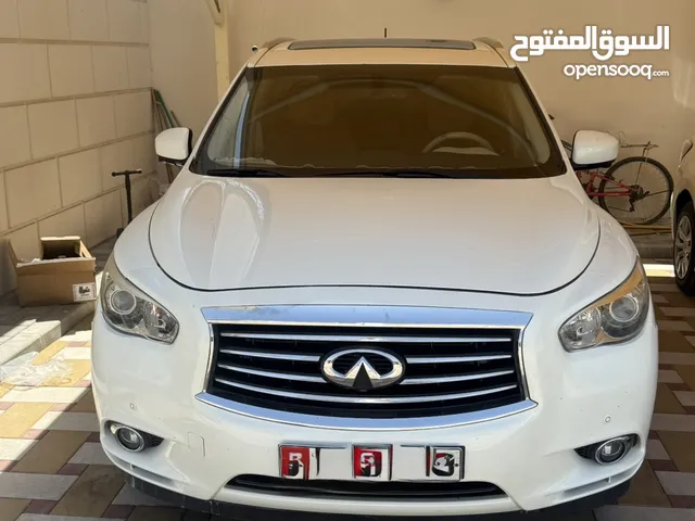 Used Infiniti JX35 in Al Ain