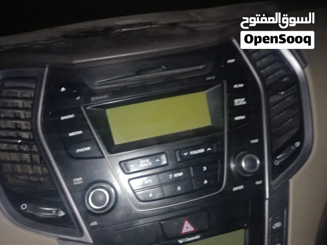 السلام عليكم مسجل هونداي سنتافي 2013 ابتع دار للبيع