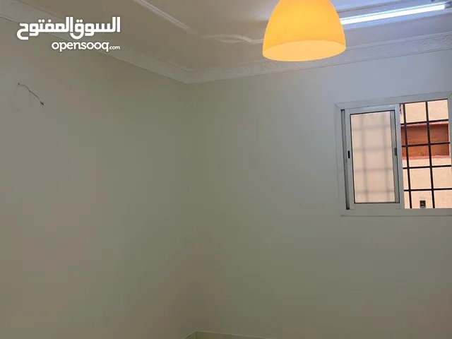 240 m2 3 Bedrooms Apartments for Rent in Al Riyadh Ar Rimal