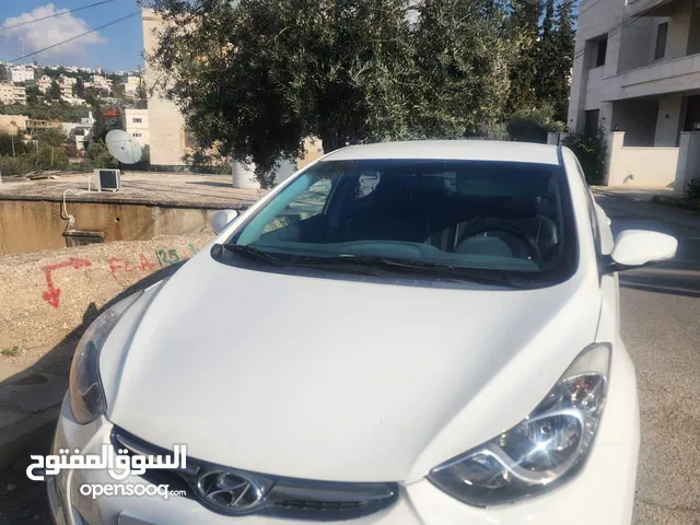 Used Hyundai Avante in Amman