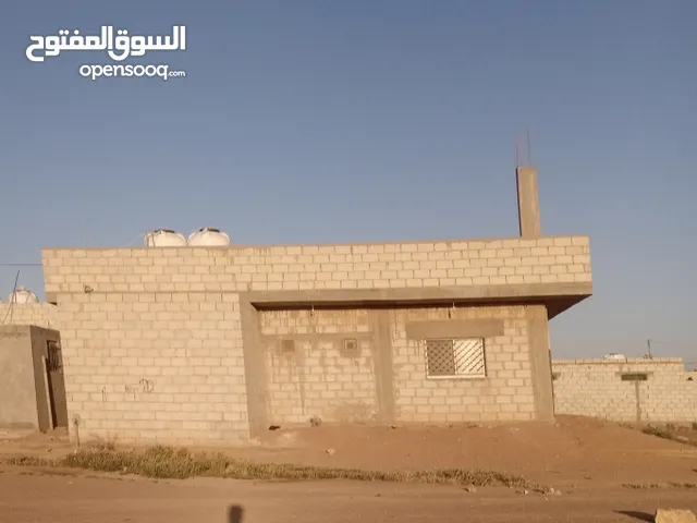 217 m2 3 Bedrooms Townhouse for Sale in Mafraq Al-Za'atari