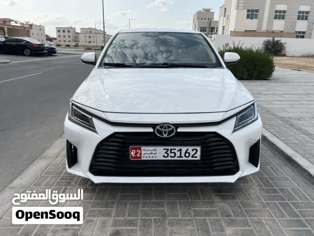 2024 تويوتا يارس SE