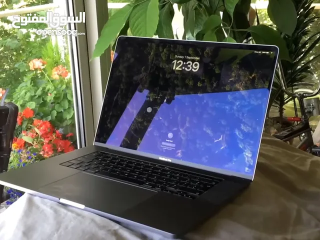 Macbook pro 16-inch فل نظافة بسعر حرق ومكفول (اقرأ الوصف)