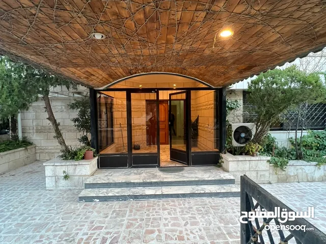 300 m2 4 Bedrooms Apartments for Rent in Amman Tla' Ali