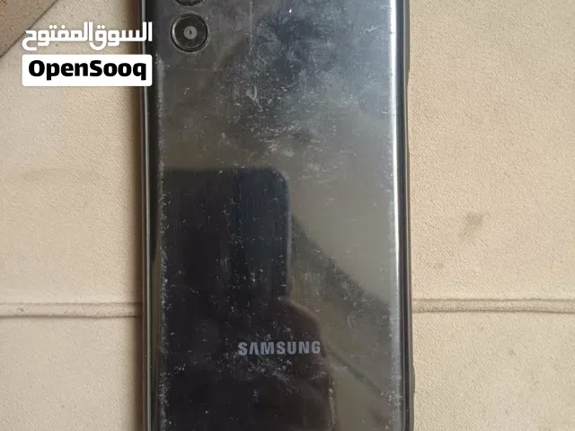 هاتف سمسونج m13 معاه جراب