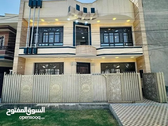 240m2 5 Bedrooms Townhouse for Sale in Baghdad Saidiya
