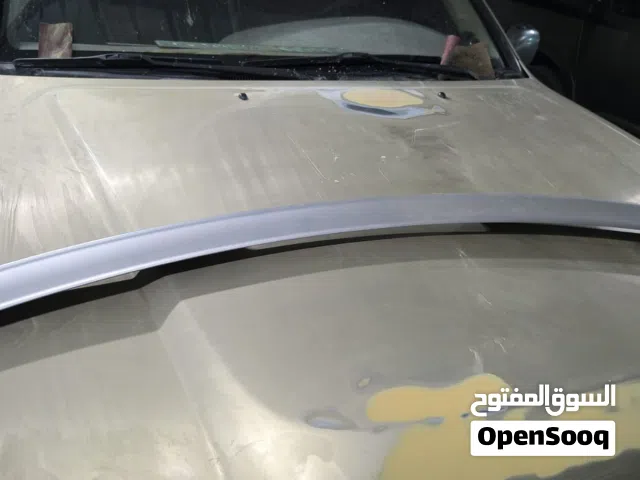 جناح مرسيدس E500