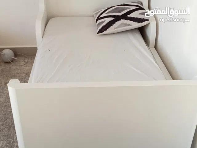 سرير ايكيا