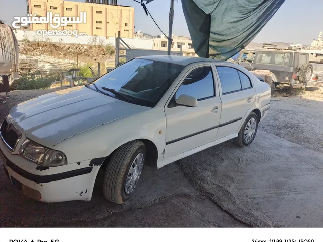 سكودا اوكتافيا 2005