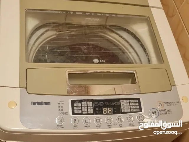 LG 7 - 8 Kg Washing Machines in Al Riyadh