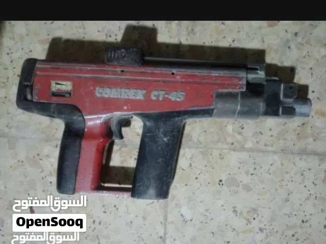 عدة صناعية وأغراض متنوعة  أو كل وحدة لحال أغراض جديد ومستعملة للبيع