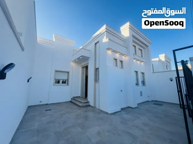 145 m2 3 Bedrooms Townhouse for Sale in Tripoli Ain Zara